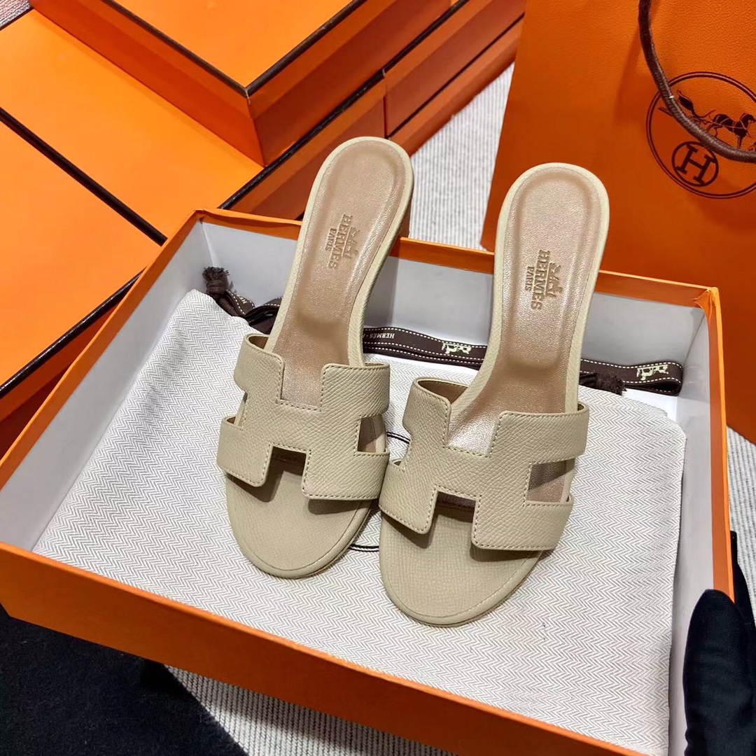 에르메스 올수공 오아시스 슬리퍼 샌들 앱송 65